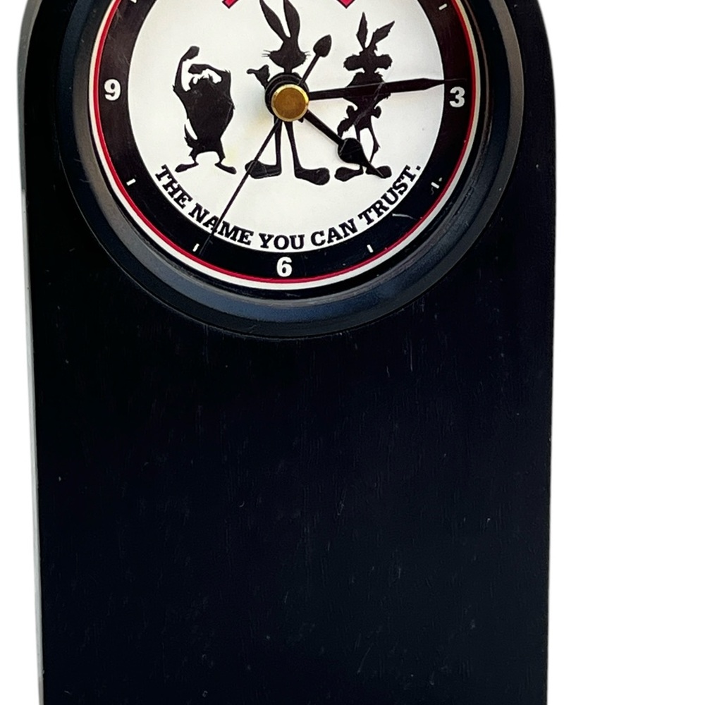 ACME Black Cartoon Silhouette Wall Clock Bugs Bunny Taz Coyote
